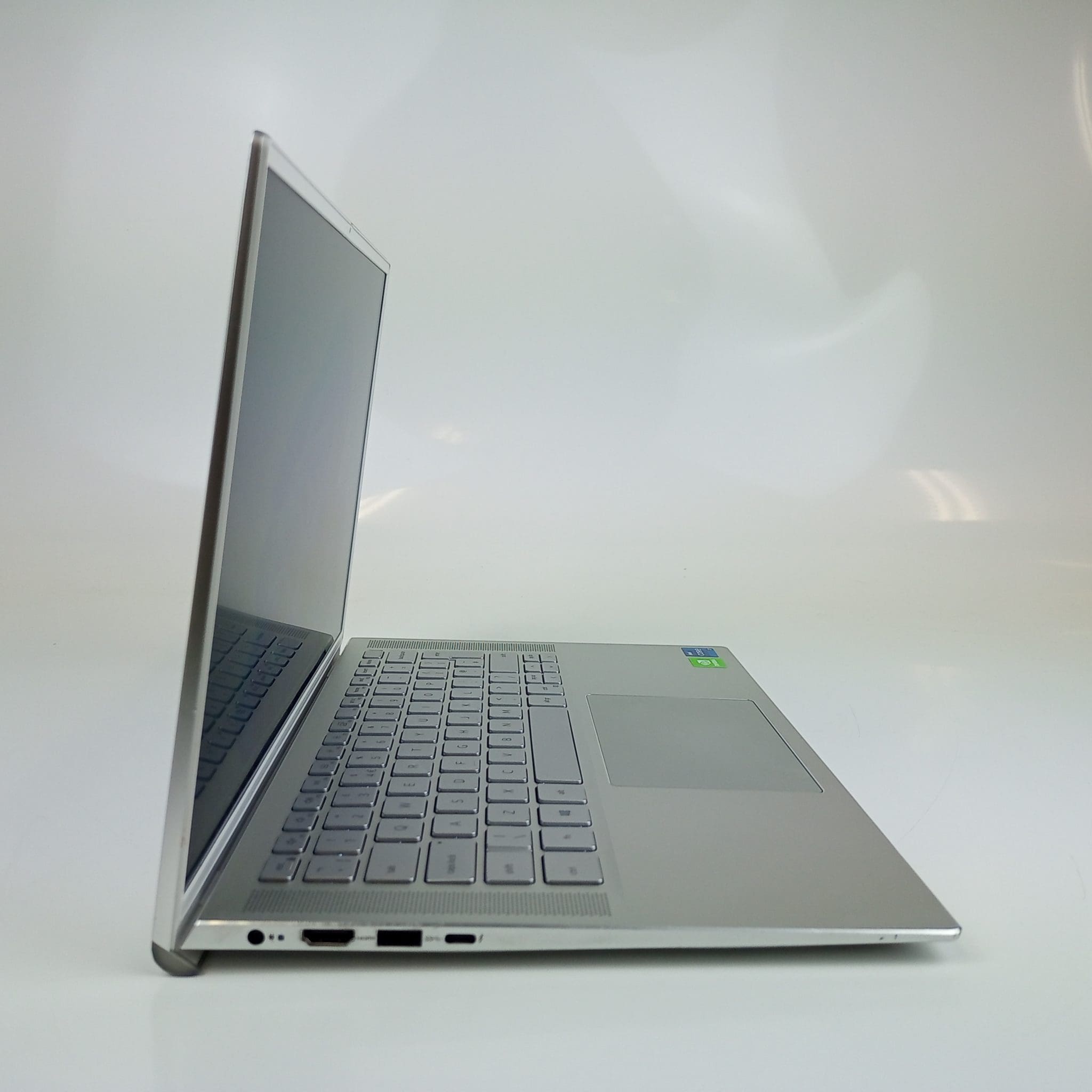 Windowsノート本体 DELL Inspiron 7400 Dell Inspiron 7400 i7-1165G7 16GB 512GB SSD 2560x1600 nVidia