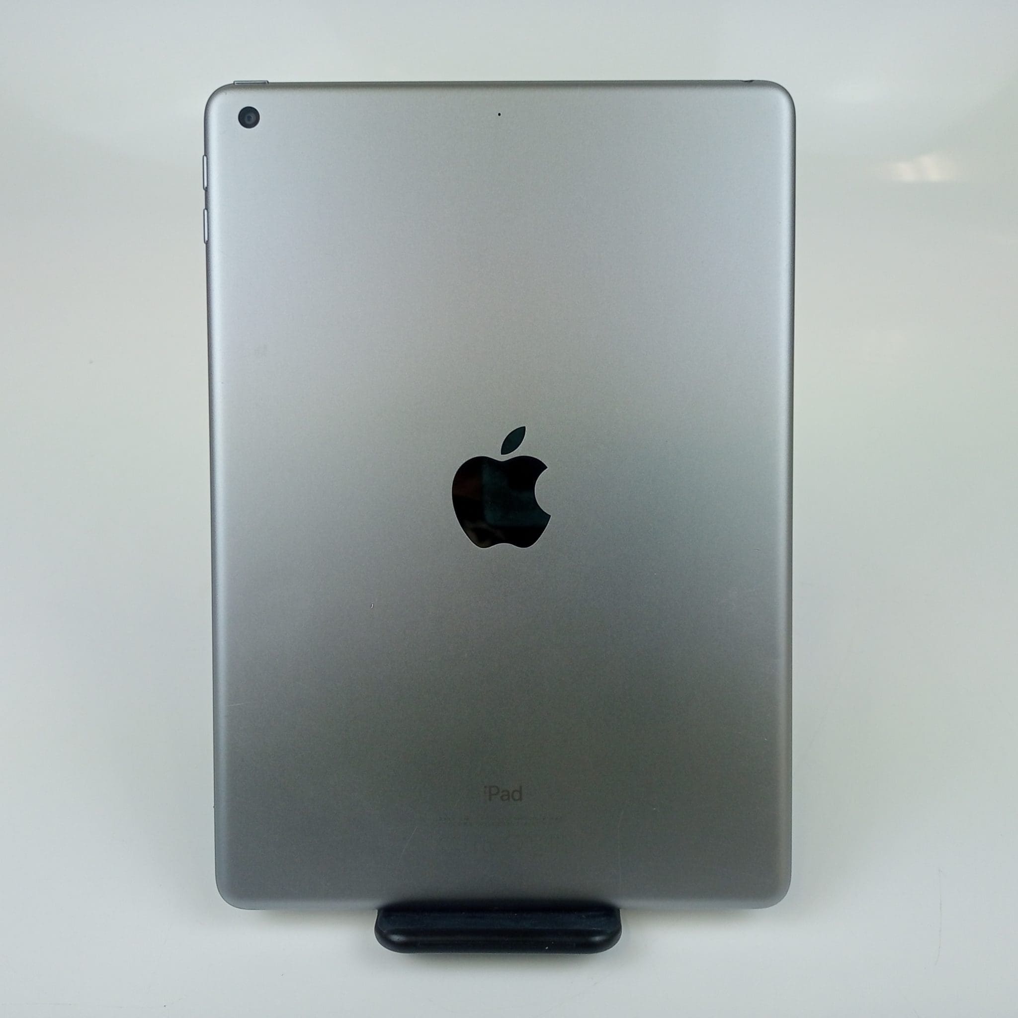 Apple iPad 5th Gen A1822 9.7