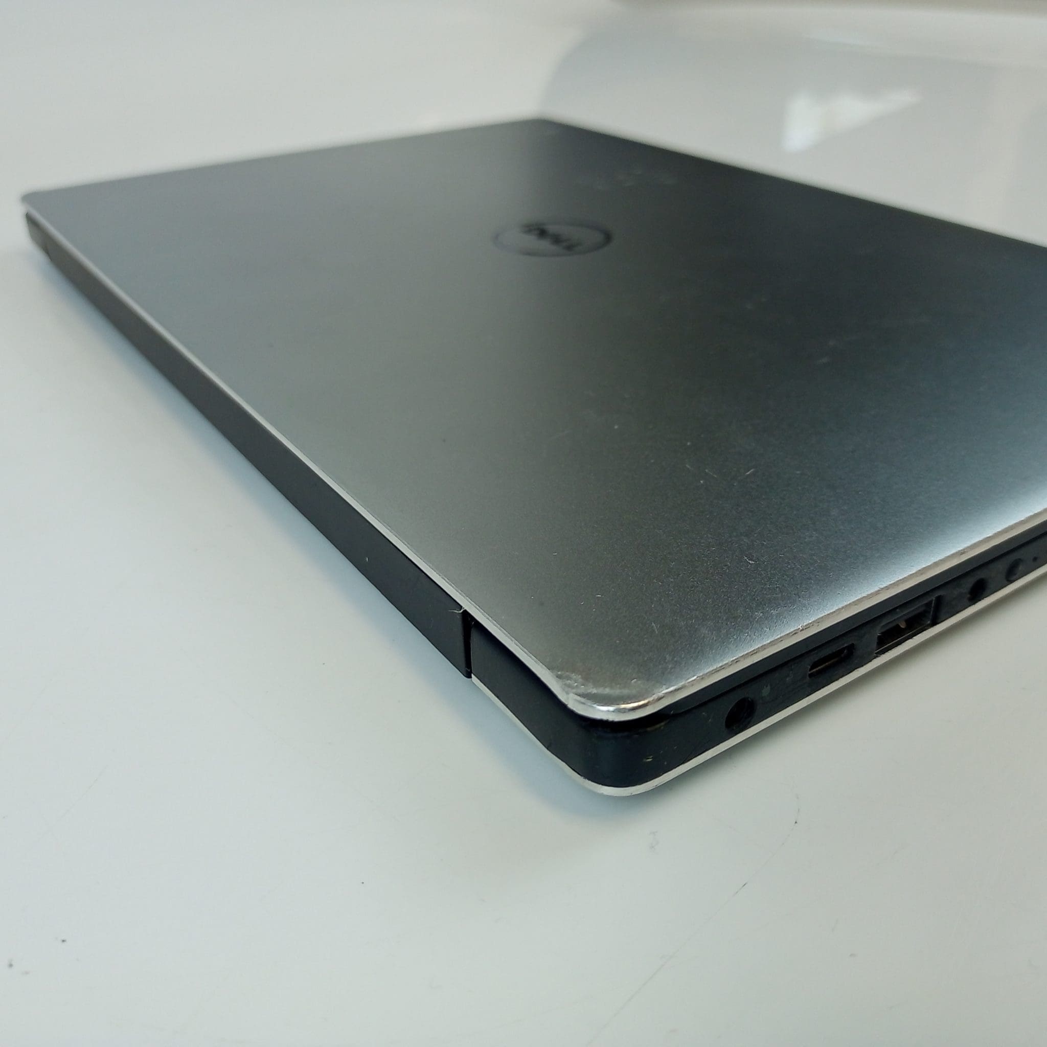 Dell XPS 13 9360 Laptop FHD i5-7200U 8GB RAM 256GB SSD Win 10 Pro (G) - Image 11