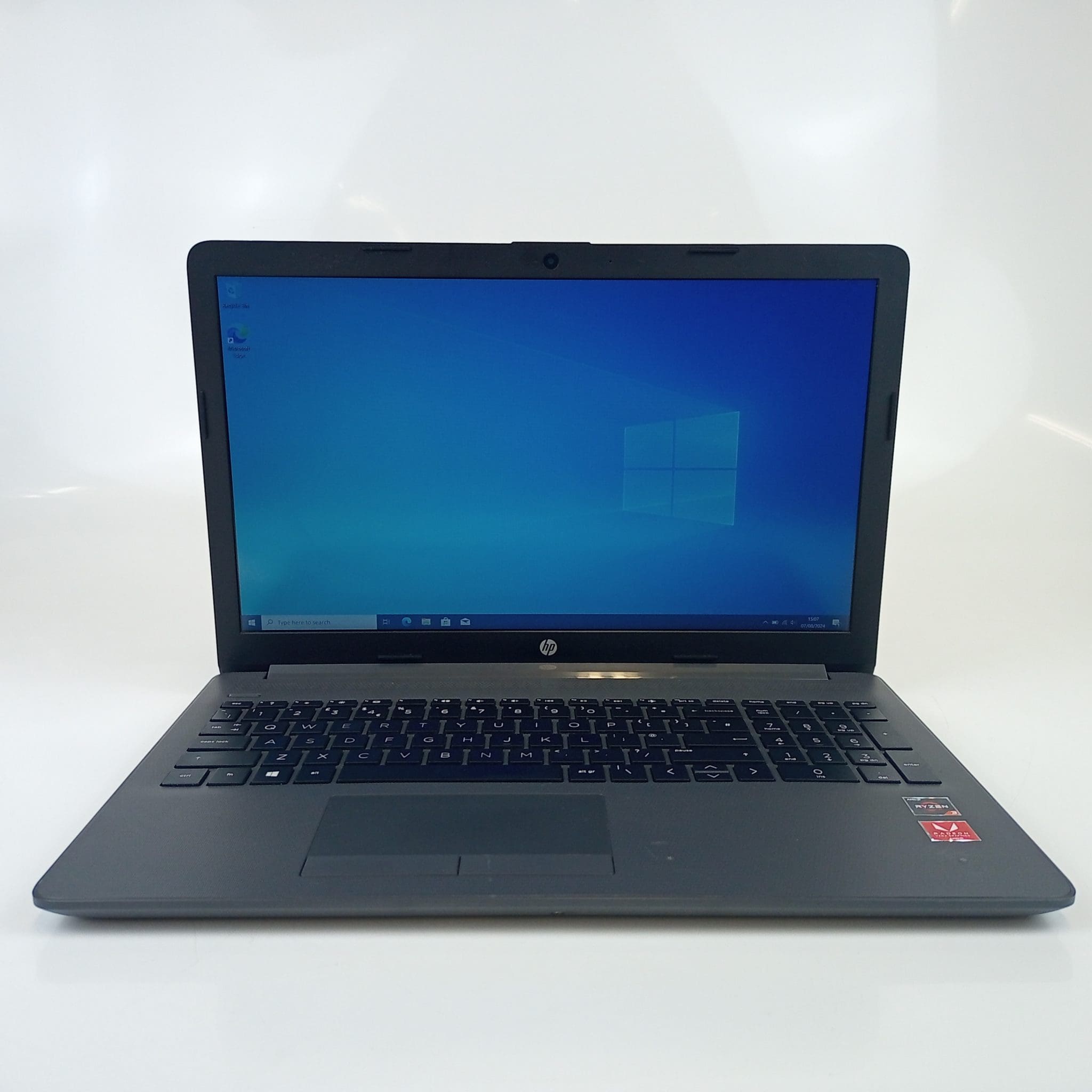 HP 255 G7 Laptop Full HD 15.6" AMD Rayzen 3 2200U 8GB RAM 256GB SSD Win 10 Pro (G)