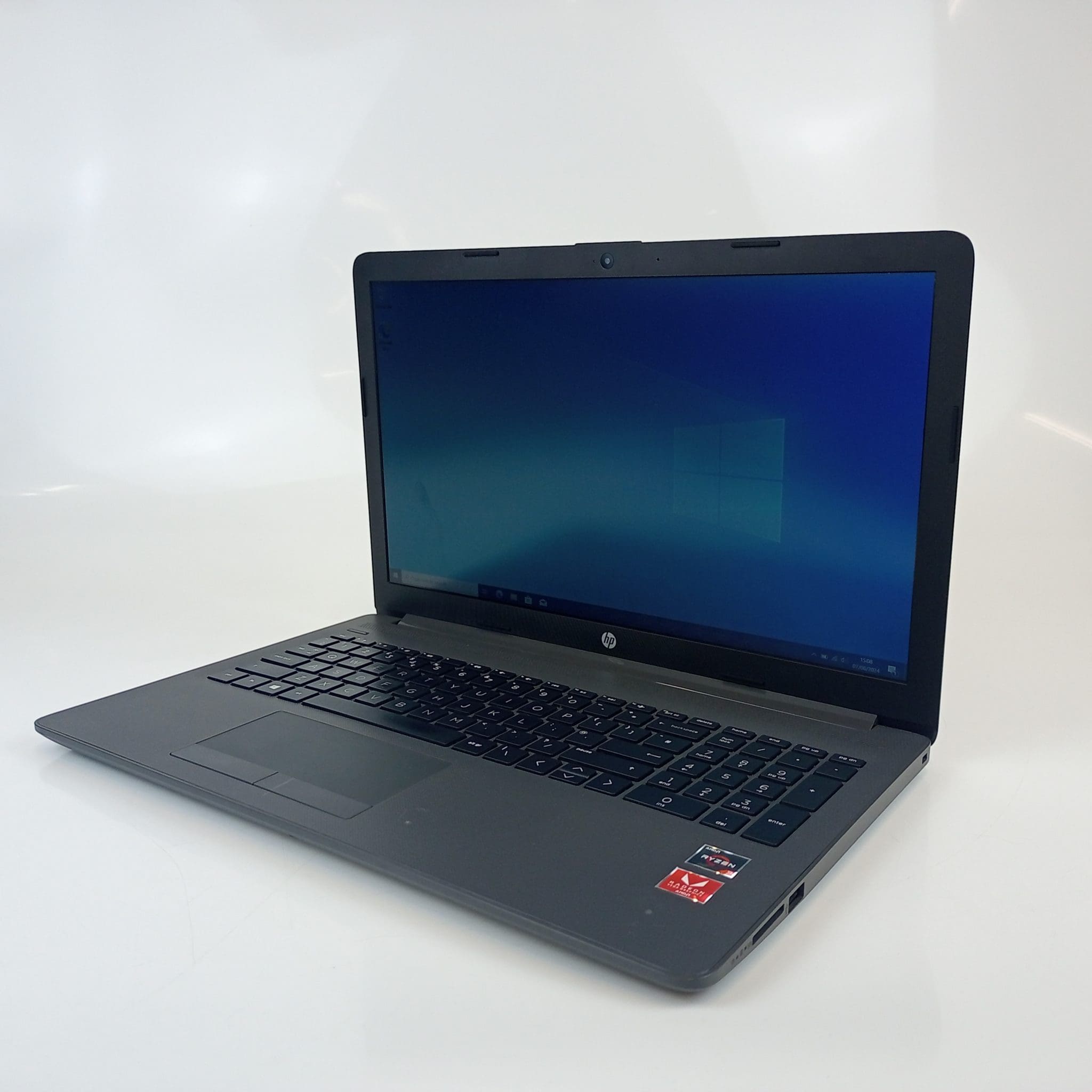 HP 255 G7 Laptop Full HD 15.6" AMD Rayzen 3 2200U 8GB RAM 256GB SSD Win 10 Pro (G) - Image 3