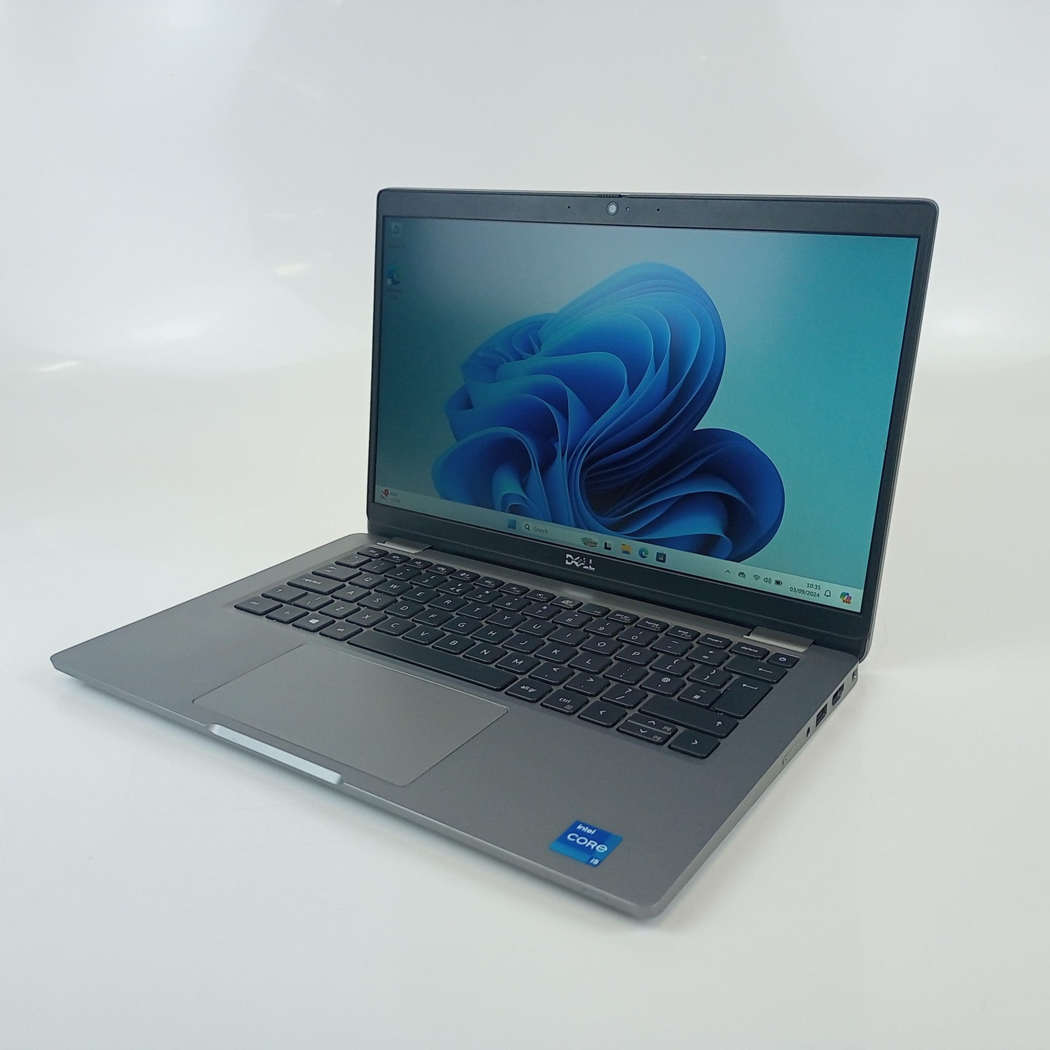 DELL 5320 第11世代 i5 8GB SSD フルHD オフィス2024 DELL Latitude 5320 11世代 Core i5 メモリ8GB SSD256GB WiFi6