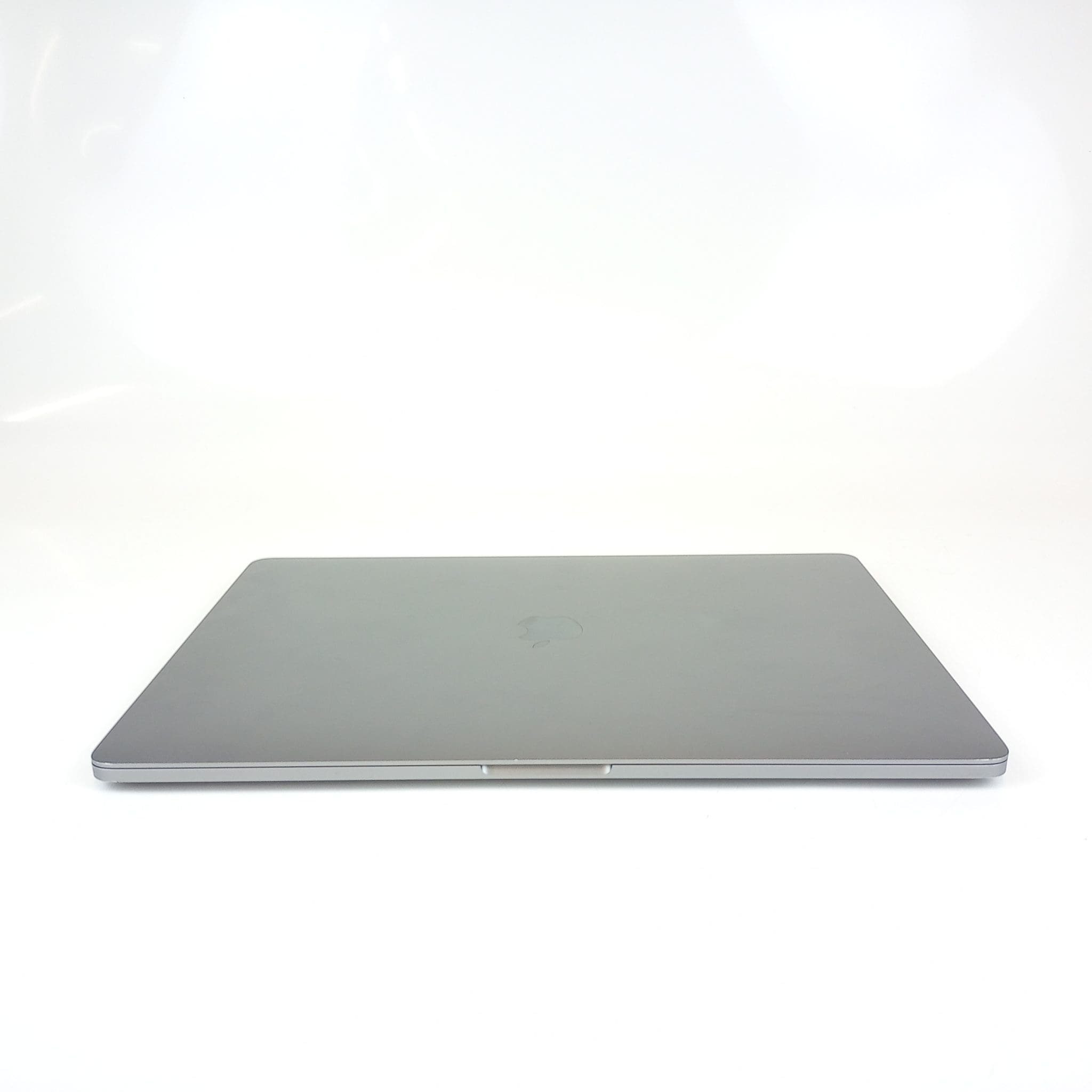 美品 Macbook Pro 15インチ 今年の最新mac os Sequoia SEQUOIA Apple MacBook Pro 15 in 2.2GHz SIX CORE i7 16GB RAM