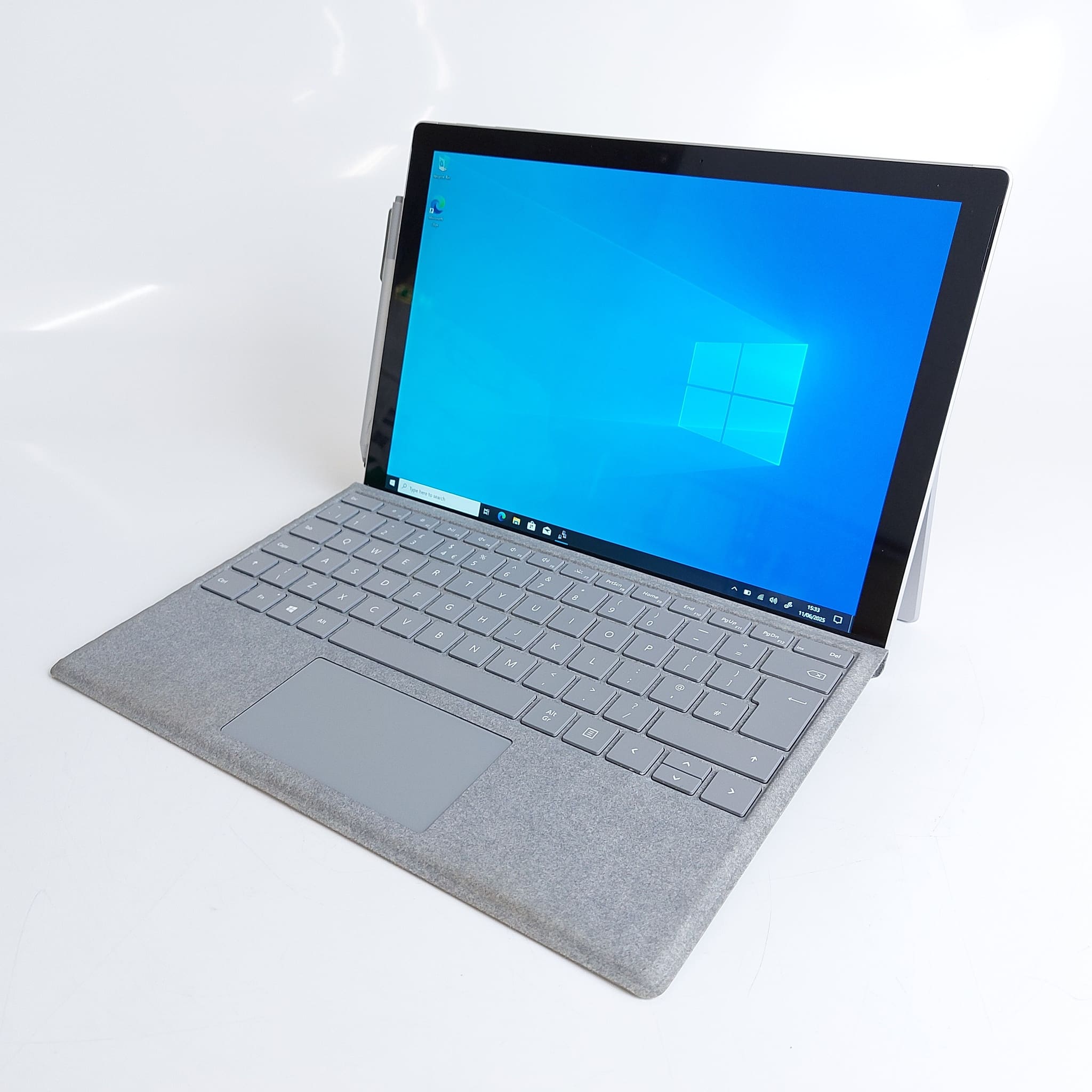 Microsoft Surface Pro 5th Gen 1796 Tablet i5-7300U 8GB RAM 256GB