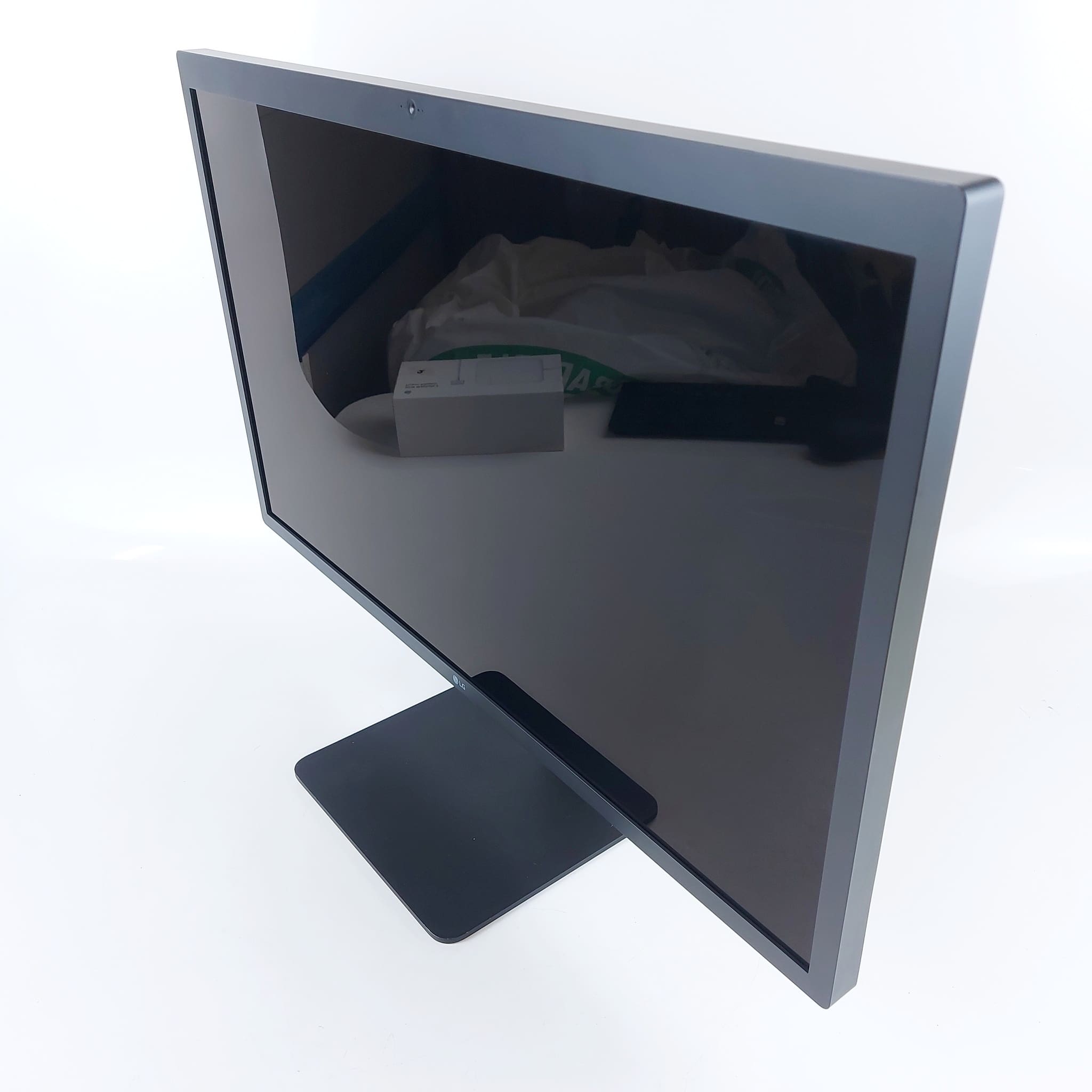 LG UltraFine 27MD5KA Mac Monitor 27" 5K IPS MacOS (G) (F) - Image 3