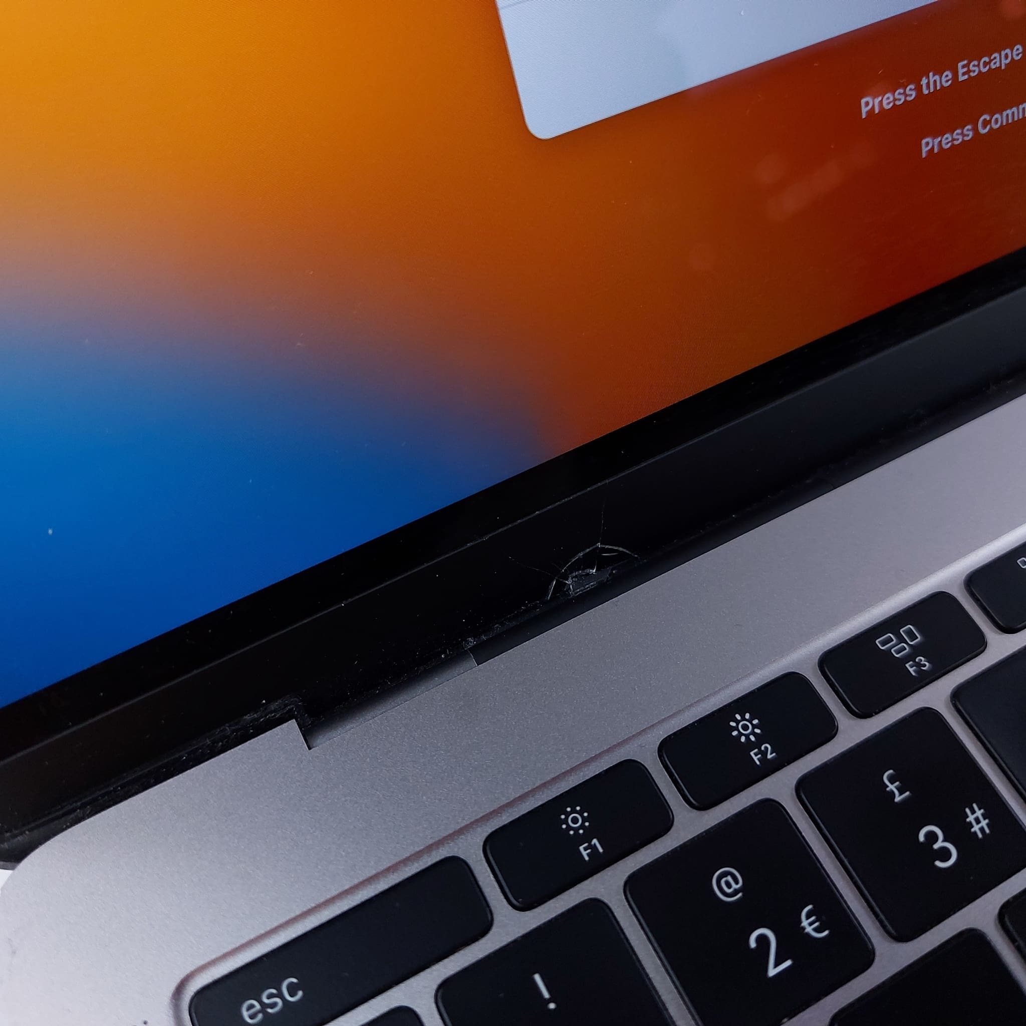 Apple MacBook Pro 13 2017 i5 2.3GHz 8GB RAM 250GB SSD macOS 